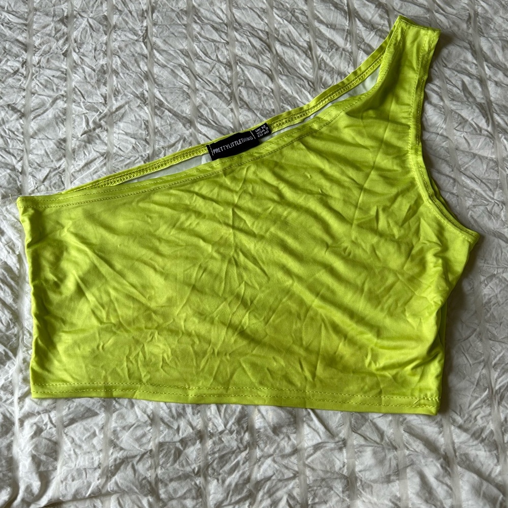 PrettyLittleThing Lime One-Shoulder Top